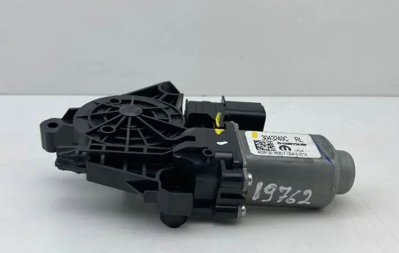 Chrysler Pacifica Rear door window regulator motor 3043240C