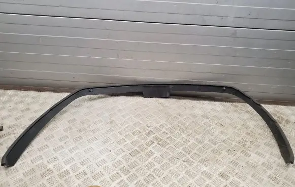 Audi Q7 4M Engine bonnet/hood lock trim molding 4M0823126