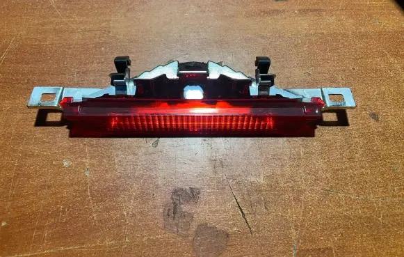 Toyota Corolla E120 E130 Third/center stoplight