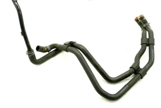 Engine coolant pipe/hose