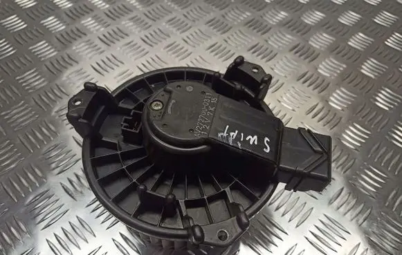 Suzuki Swift I Front door blower motor AV272700-0311