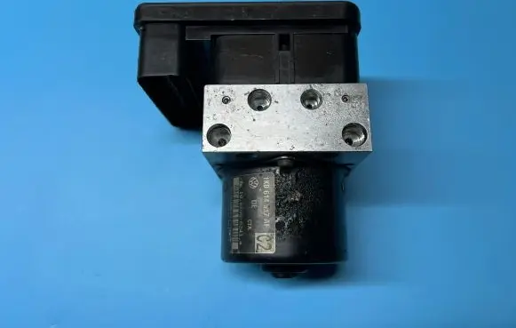 Audi A3 S3 8P ABS Pump 1K0907379AC 1K0614517AF 10096003593