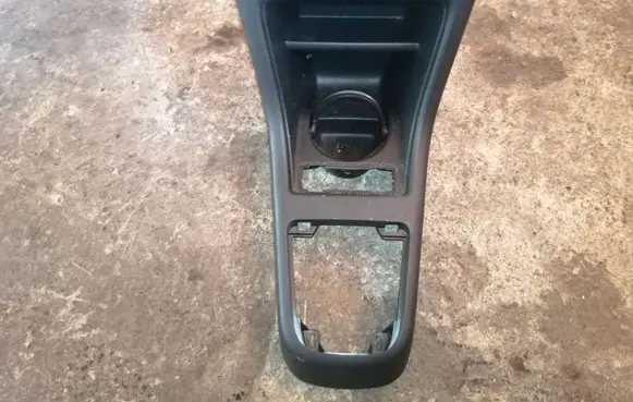 Volkswagen Up Center console 1S0863680BE 1S0863681F