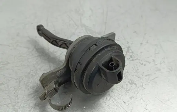 KIA Sorento IV Vacuum valve 