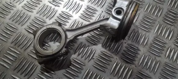 Peugeot 307 Piston with connecting rod