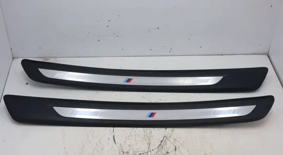BMW Z4 g29 sill trim set (inner) 8073106MWGK100726 8073106 8073105MWGK100726
