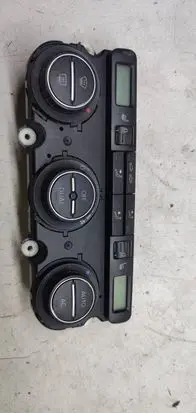Volkswagen PASSAT B6 Climate control unit