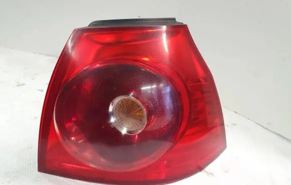 Volkswagen Golf V Rear/tail lights 1K6945096N A01889056 02S28490202