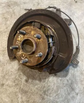 Toyota Avensis T250 Rear wheel hub