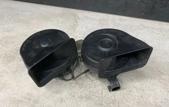 Ford Mondeo MK IV Horn signal 0055306