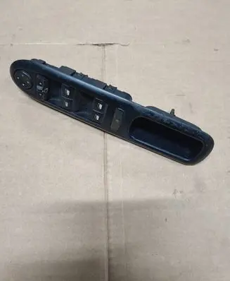 Peugeot 407 Electric window control switch 53269704 53269700 532645