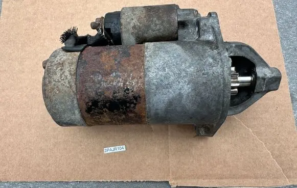Mitsubishi Pajero Starter motor MD313327