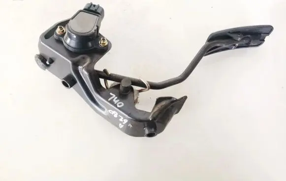 Toyota Corolla Verso E121 Accelerator throttle pedal 8928147010 89281-47010