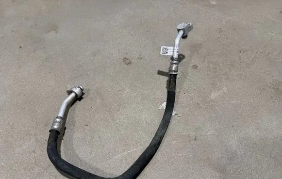 Audi A4 S4 B9 8W Air conditioning (A/C) pipe/hose 8W0816721BF