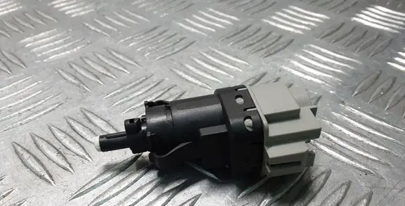Brake pedal sensor switch
