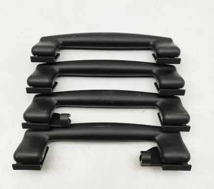 Maserati Levante A set of handles for the ceiling 670024691 670024685