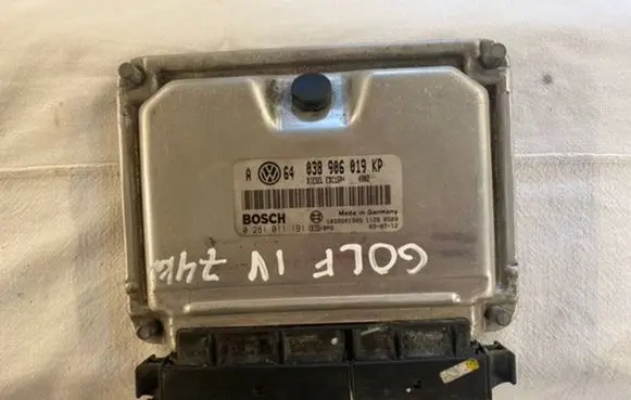 Volkswagen Golf IV Engine control unit/module 038908019KP