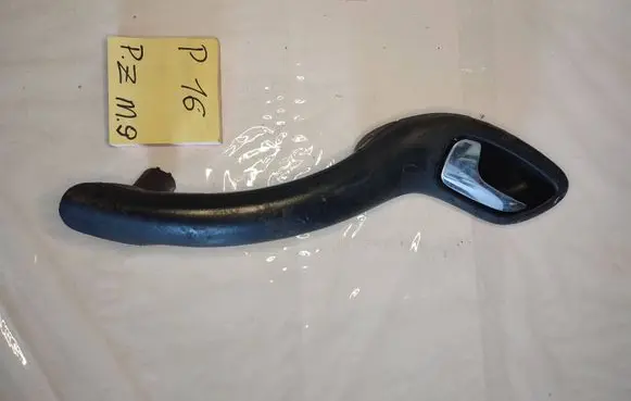 Seat Leon (1M) Front door interior handle 1M0837113A