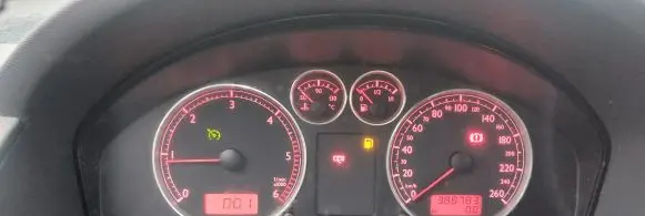 Speedometer (instrument cluster)