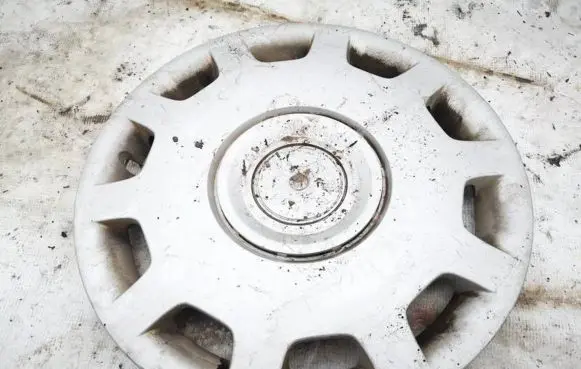 Volkswagen Golf IV R15 wheel hub/cap/trim 3b0601147d