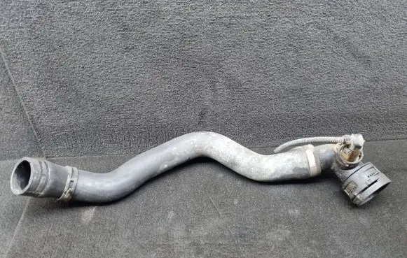 Audi Q7 4L Engine coolant pipe/hose 7L6122051T 7L6122291M
