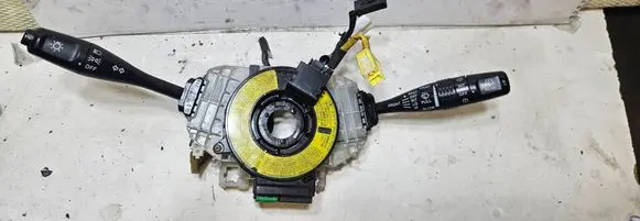 Mitsubishi Pajero Wiper turn signal indicator stalk/switch 17B153 17D714 17D706