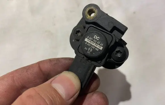 Mercedes-Benz Vito Viano W639 Air pressure sensor a0071530028 0071530028