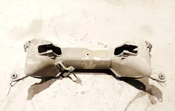 Peugeot 508 Rear subframe 