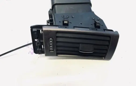 Audi A6 S6 C5 4B Dash center air vent grill 4b1820902