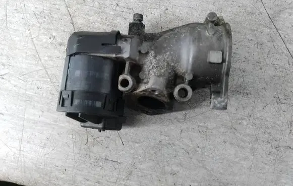 Volvo S40 EGR valve 965661238025375741