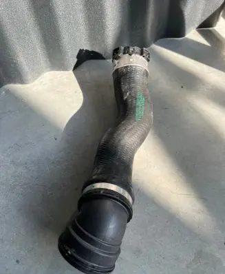 BMW 5 E60 E61 Intercooler hose/pipe 7803747 11279410