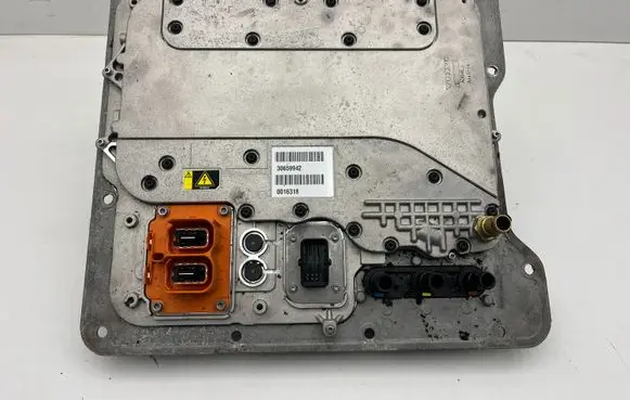 Volvo V60 Voltage converter inverter 30659942 0016318