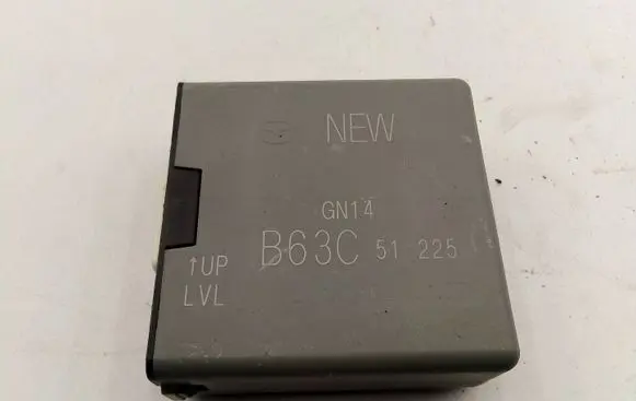 Mazda 3 III Light module LCM B63C51225