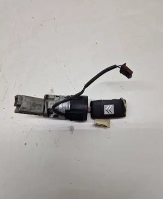 Citroen C4 I Ignition lock 9663123380
