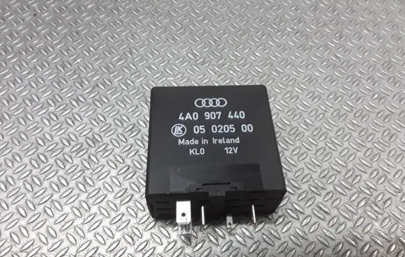Audi A8 S8 D2 4D Other relay 4A0907440