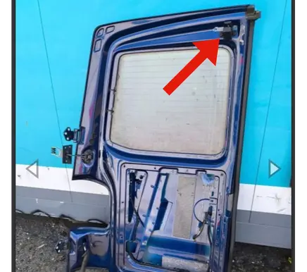 Loading door lock