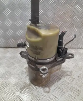 Volvo S40 Power steering pump 4N513K514