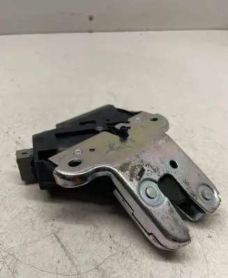 Audi A5 8T 8F Tailgate/trunk/boot lock/catch/latch 4F5827505D 4F5827505