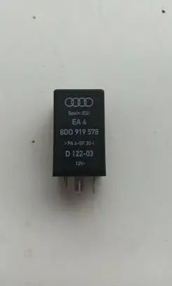 Volkswagen PASSAT B5 Other relay 8D0919578 D12203