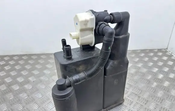 BMW 7 F01 F02 F03 F04 Active carbon filter fuel vapour canister 7185155