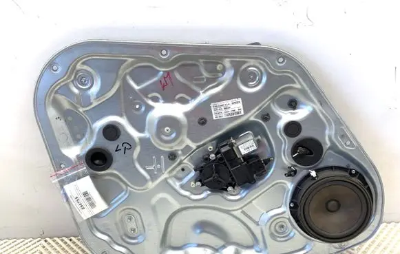 KIA Venga Front door window regulator with motor 813101P010