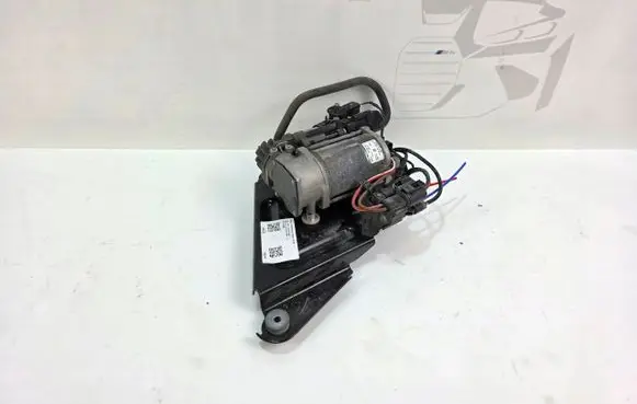 BMW i4 Air suspension compressor 6894450
