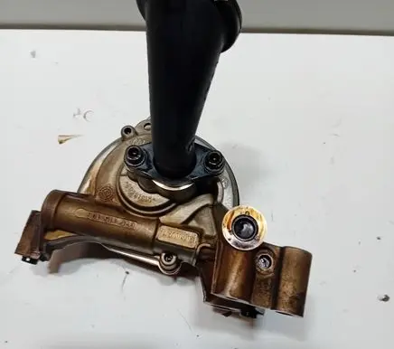 Skoda Octavia Mk3 (5E) Oil pump 03F115105 AIS19C