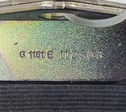 Skoda Octavia Mk2 (1Z) Rear seatbelt 1Z0857447E 616017200 602036200C
