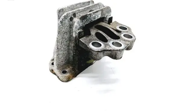 Engine mount bracket