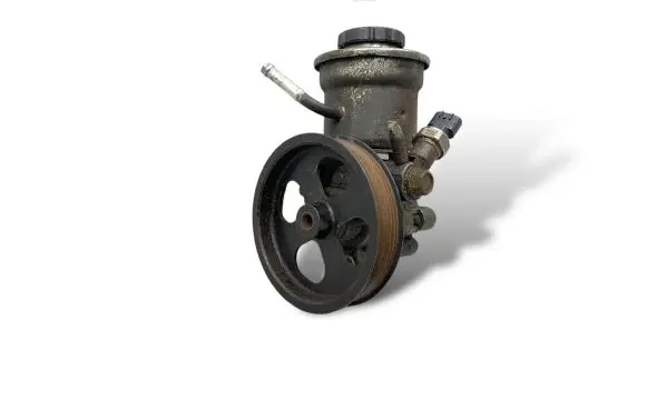 Toyota Avensis T250 Power steering pump 2ADFTV K4081