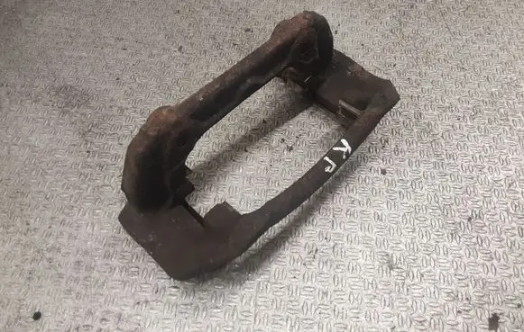 Mercedes-Benz C W203 Front Brake Caliper Pad/Carrier 