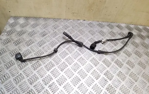 Volkswagen Touareg II Front ABS sensor wiring 7P0971279A