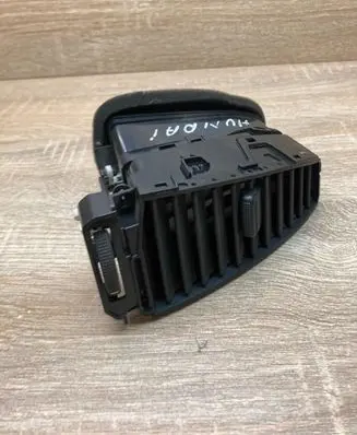 Hyundai i20 (PB PBT) Dashboard side air vent grill/cover trim 974101J000
