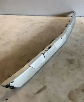 Opel Mokka Front bumper splitter molding 95276671